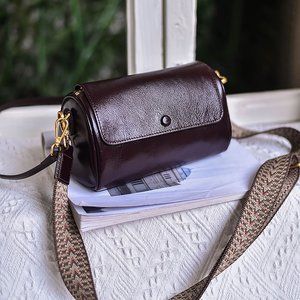 Leather shoulder strap cylinder bag, large capacity underarm bag